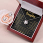 Conjunto de regalo de collar y aretes con nudo de amor en oro blanco "Para mi hermosa hija: endereza tu corona"