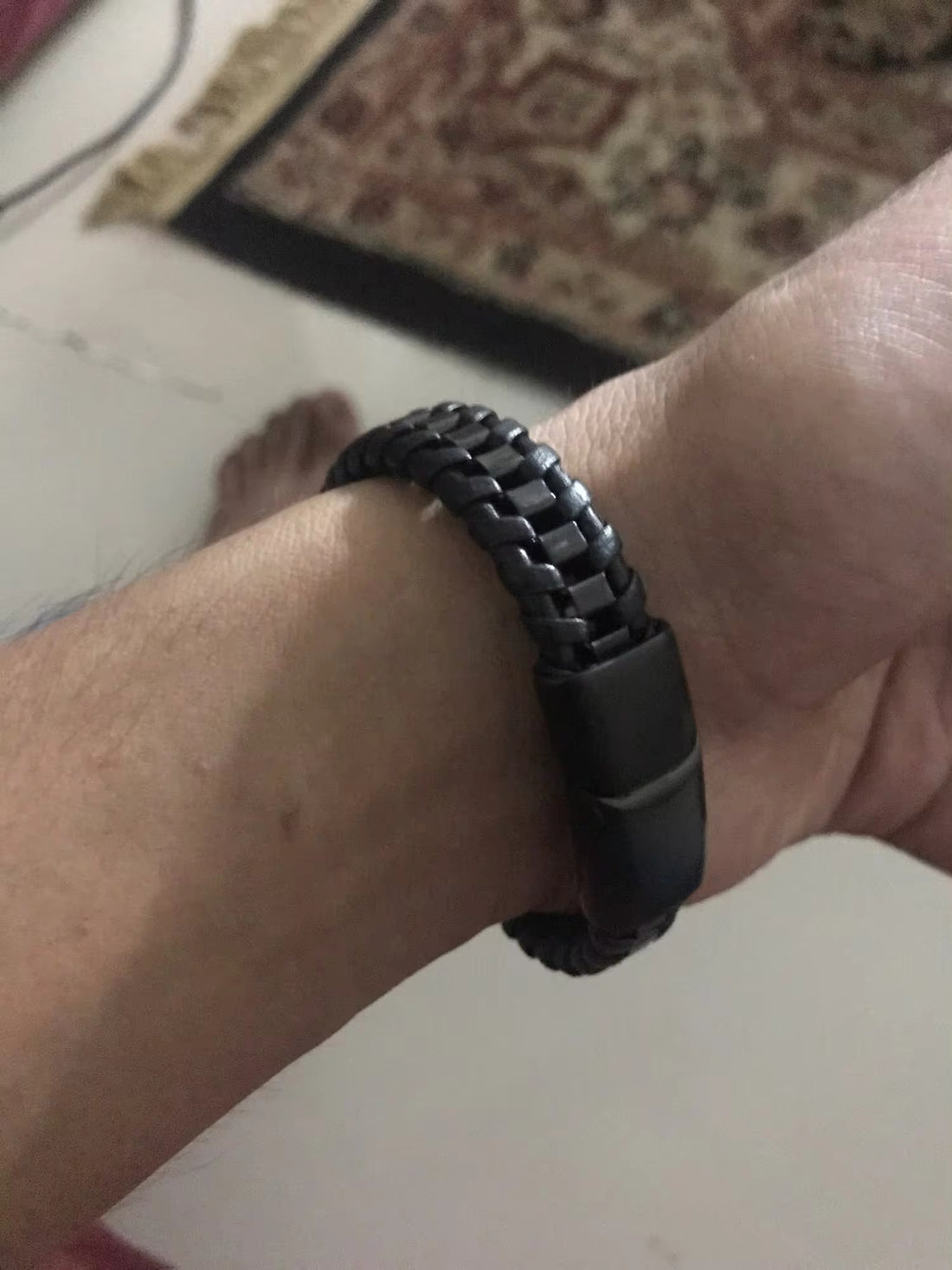 What Jewelry Do Men Wear?